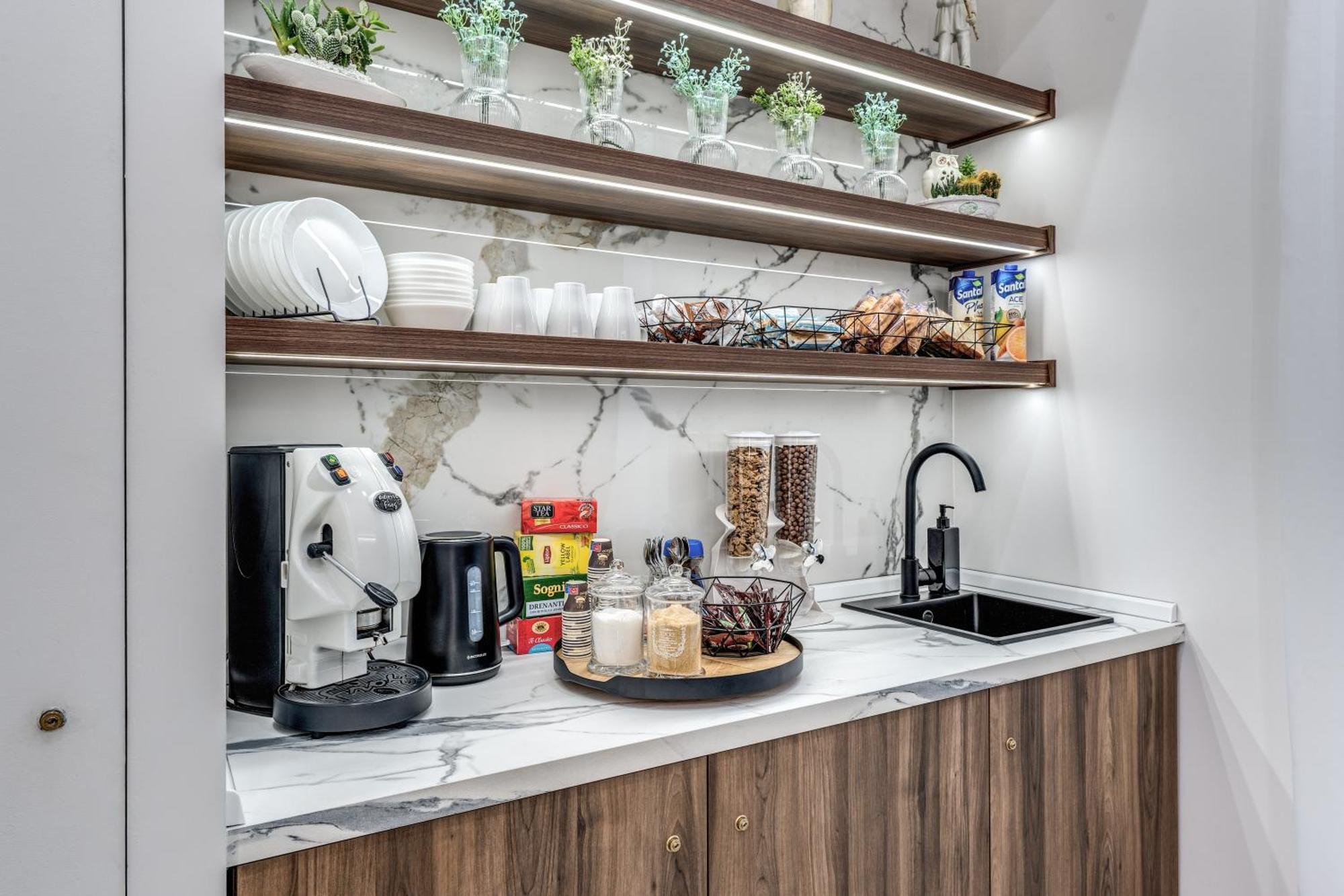 Atarooms Suites Napoli Екстериор снимка