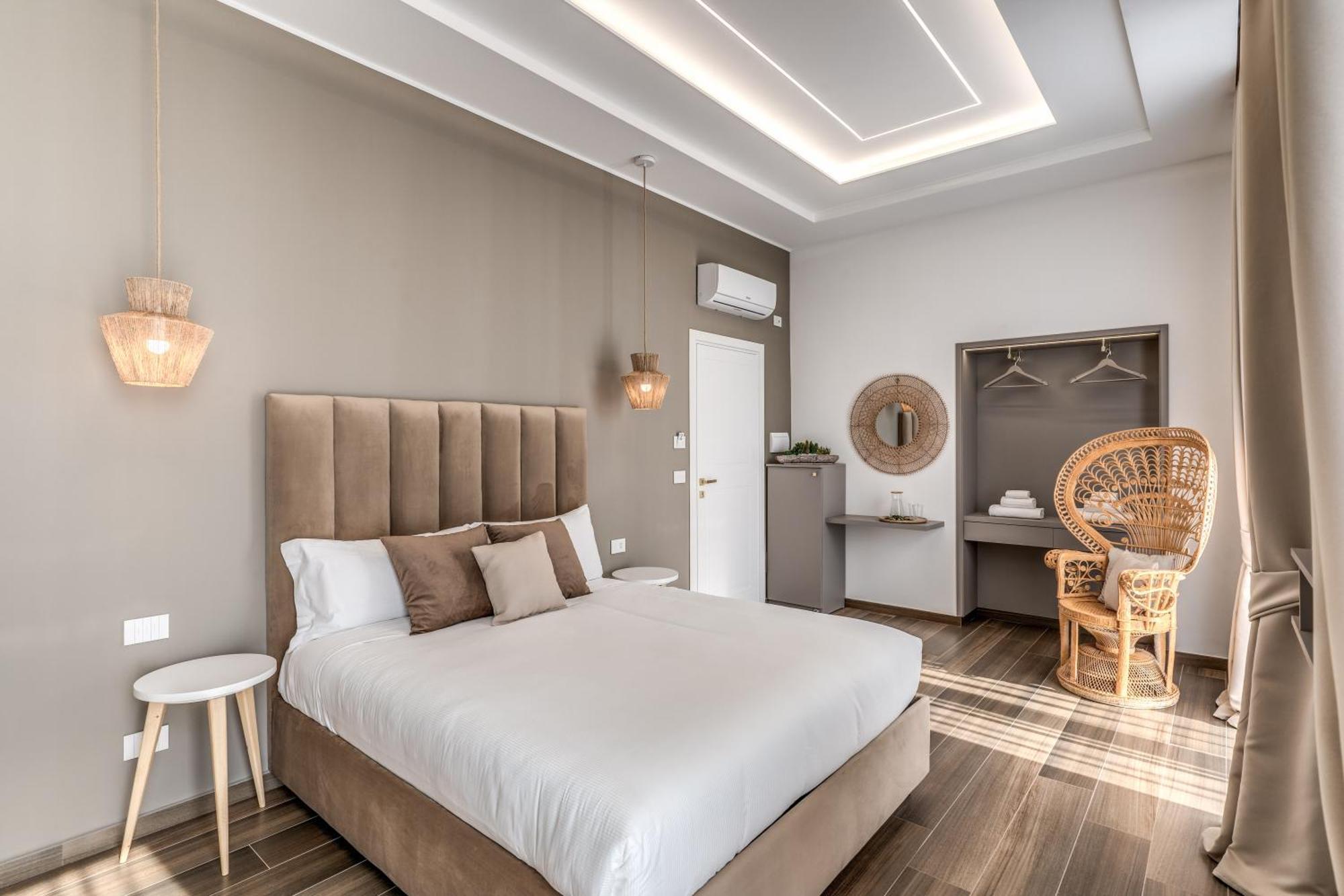 Atarooms Suites Napoli Екстериор снимка